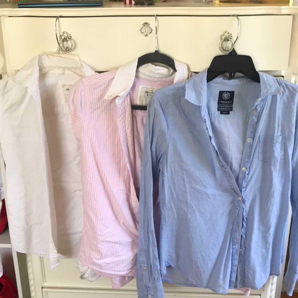 Button-down lot, 2 A&F 1 AE